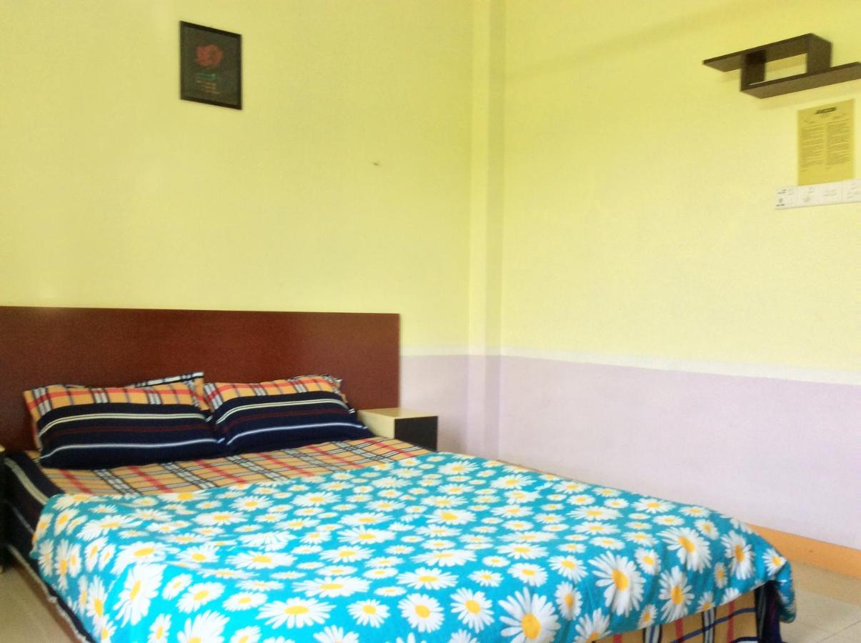Apartment - Homestays 巴纳内拉斯 外观 照片