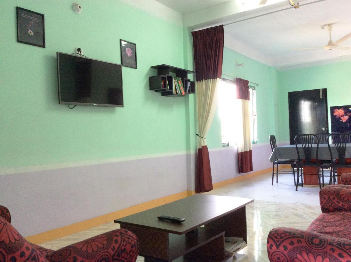 Apartment - Homestays 巴纳内拉斯 外观 照片